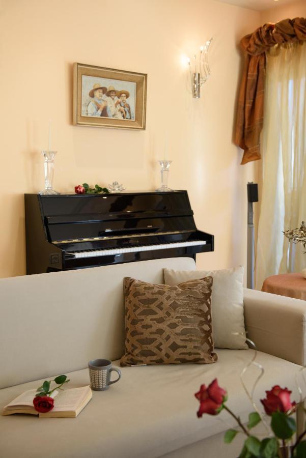 Villa Magic Perla Gouvia Exteriör bild